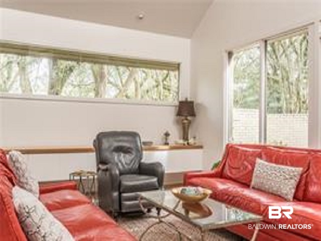 650 Montcliff Drive West Mobile, AL 36609 - Photo 9 of 15