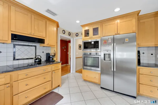 $714,900 | 4 Harrison Drive, Cromwell, CT 06416