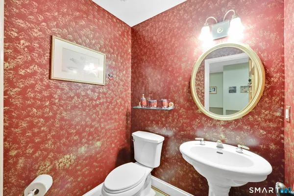 $714,900 | 4 Harrison Drive, Cromwell, CT 06416