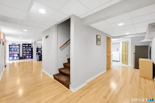 $714,900 | 4 Harrison Drive, Cromwell, CT 06416