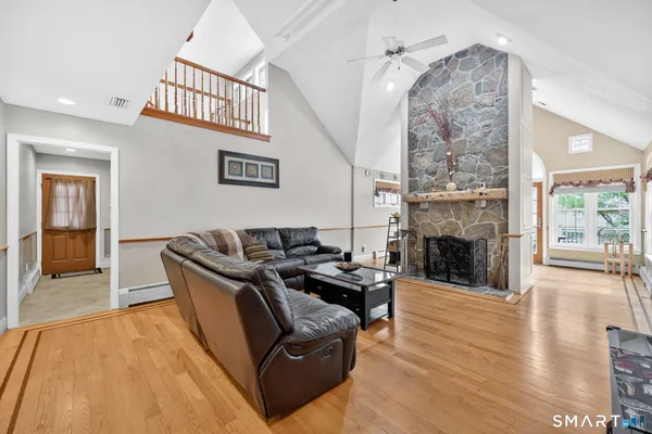 $714,900 | 4 Harrison Drive, Cromwell, CT 06416