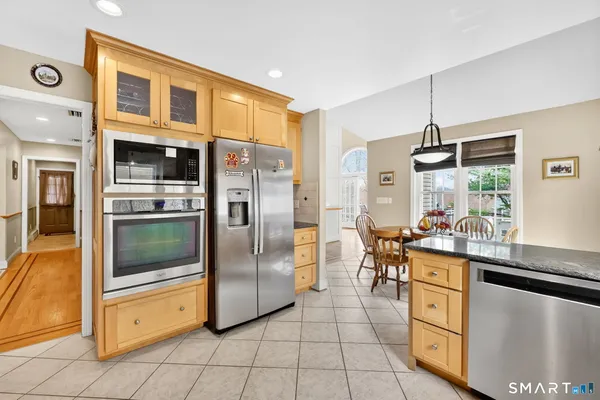 $714,900 | 4 Harrison Drive, Cromwell, CT 06416