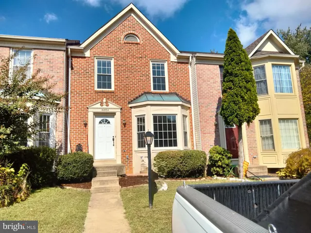 $2,999 | 16804 Winston Lane, Woodbridge, VA 22191