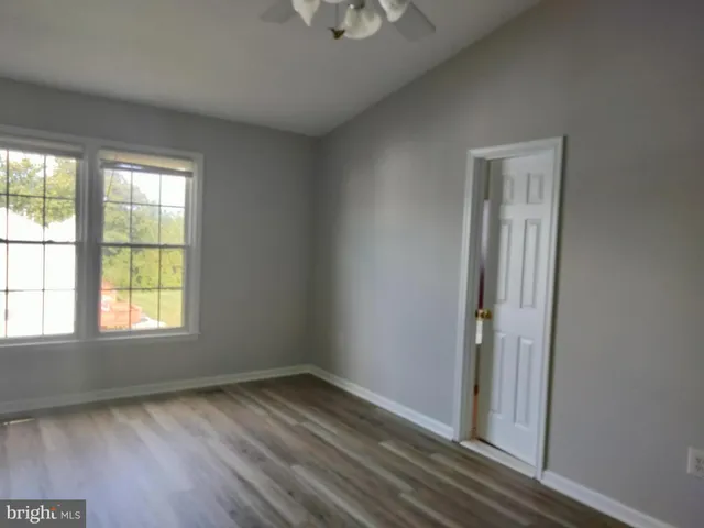 $2,999 | 16804 Winston Lane, Woodbridge, VA 22191