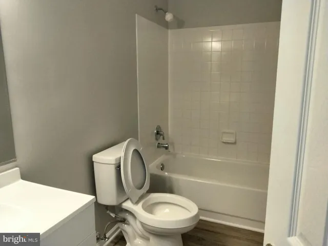 $2,999 | 16804 Winston Lane, Woodbridge, VA 22191