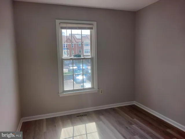 $2,999 | 16804 Winston Lane, Woodbridge, VA 22191