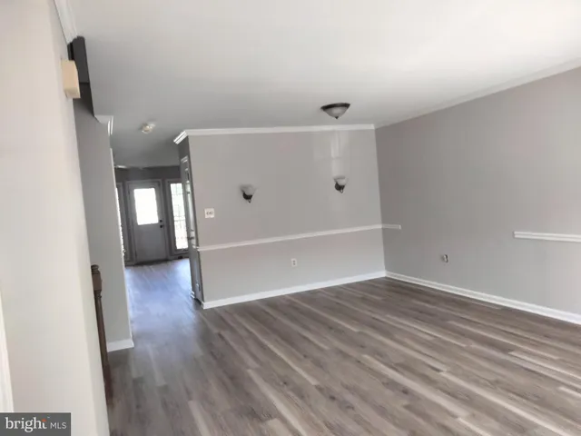 $2,999 | 16804 Winston Lane, Woodbridge, VA 22191