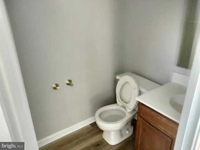 $2,999 | 16804 Winston Lane, Woodbridge, VA 22191