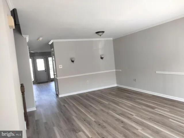 $2,999 | 16804 Winston Lane, Woodbridge, VA 22191