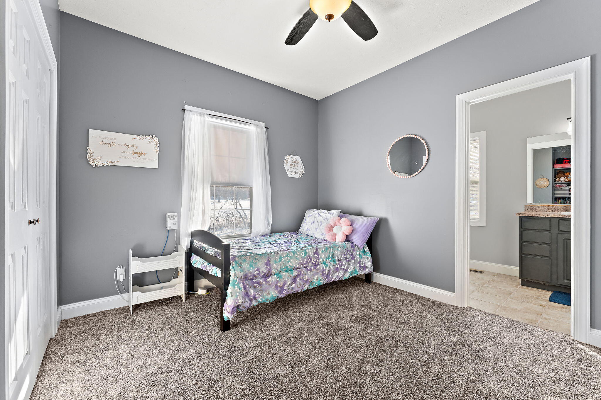 6776 Fox Crossing Knox, IN 46534 - Photo 24 of 53 a living room with furniture