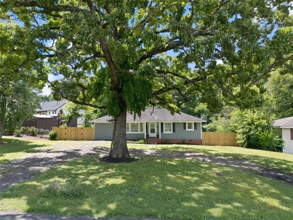 1306 Calhoun Avenue Northeast Rome, GA 30161 - Photo 3 of 35