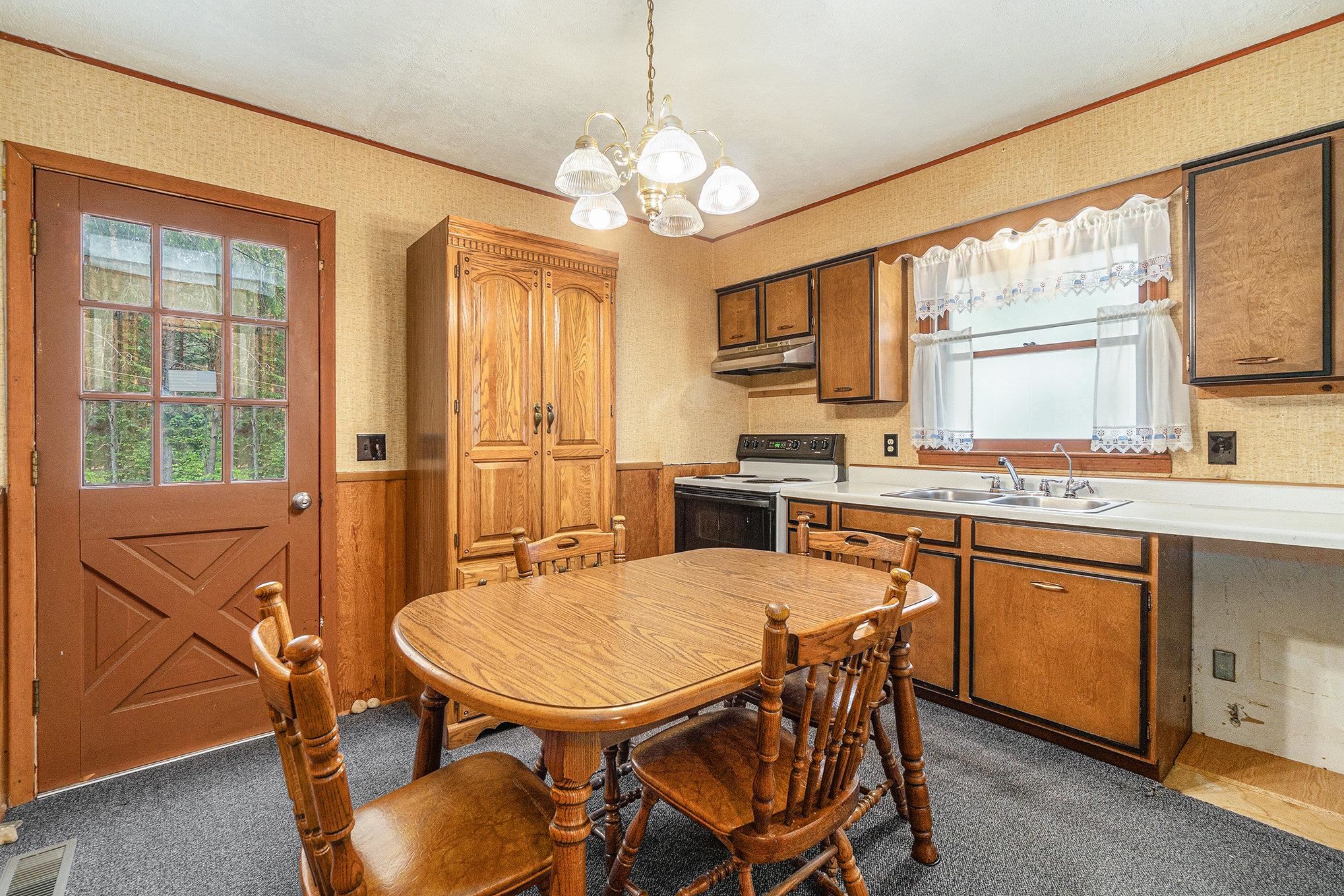 1100 South 29 Road Cadillac, MI 49601 - Photo 5 of 33 Gallery Image 5