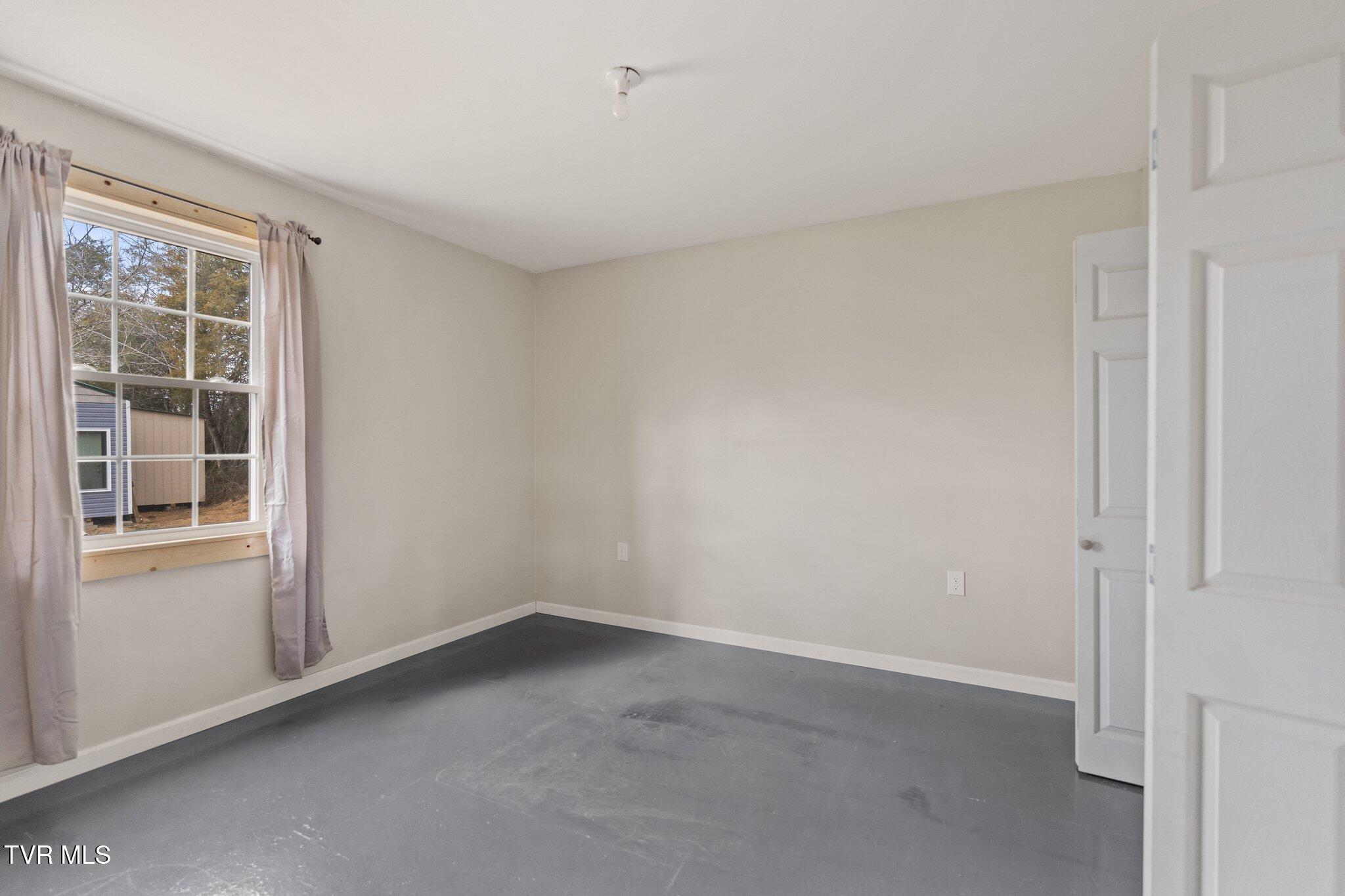 4580 Old Baileyton Road Greeneville, TN 37745 - Photo 14 of 26 14-web-or-mls-DSC06409