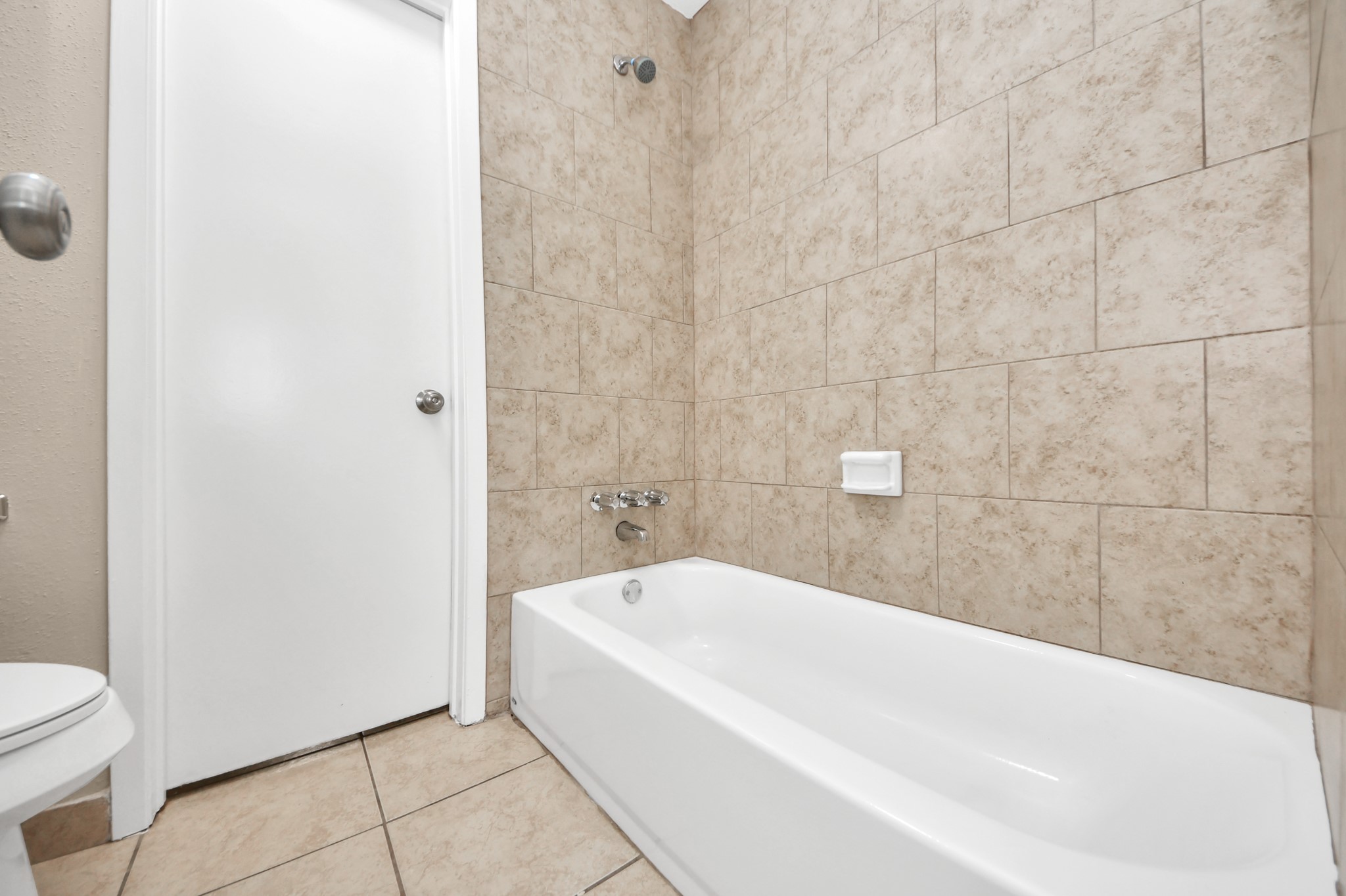 6603 Brookgate Drive Spring, TX 77373 - Photo 16 of 22 Hollywood Bath