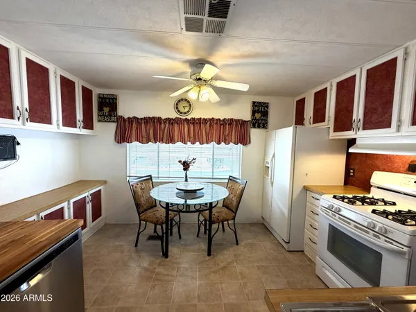 $30,000 | 351 North Meridian Drive, Unit 39, Apache Junction, AZ 85120