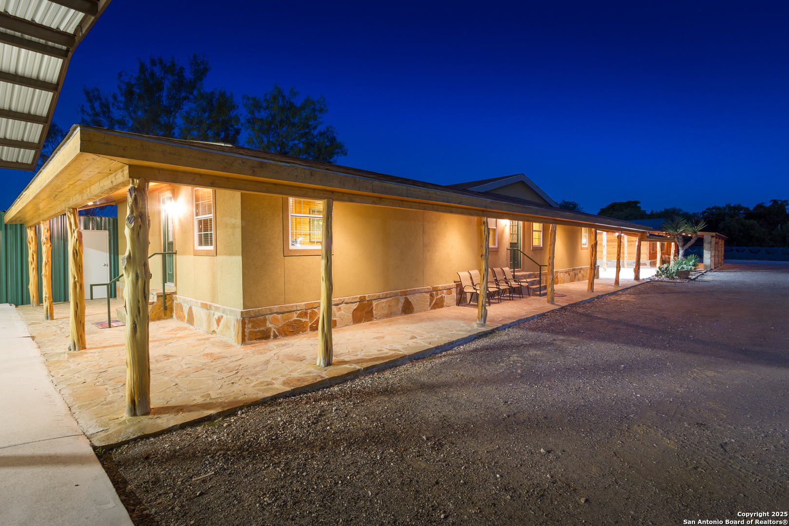 20250 Interstate 35 Access Road Lytle, TX 78052 - Photo 32 of 48 a view of an interior of the house