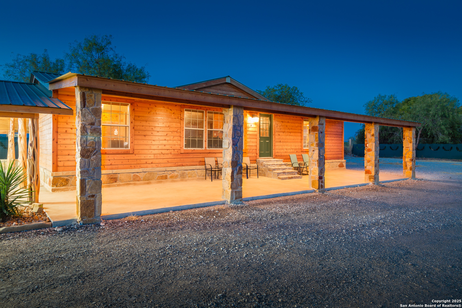 20250 Interstate 35 Access Road Lytle, TX 78052 - Photo 33 of 48 a view of an empty room with a sliding door