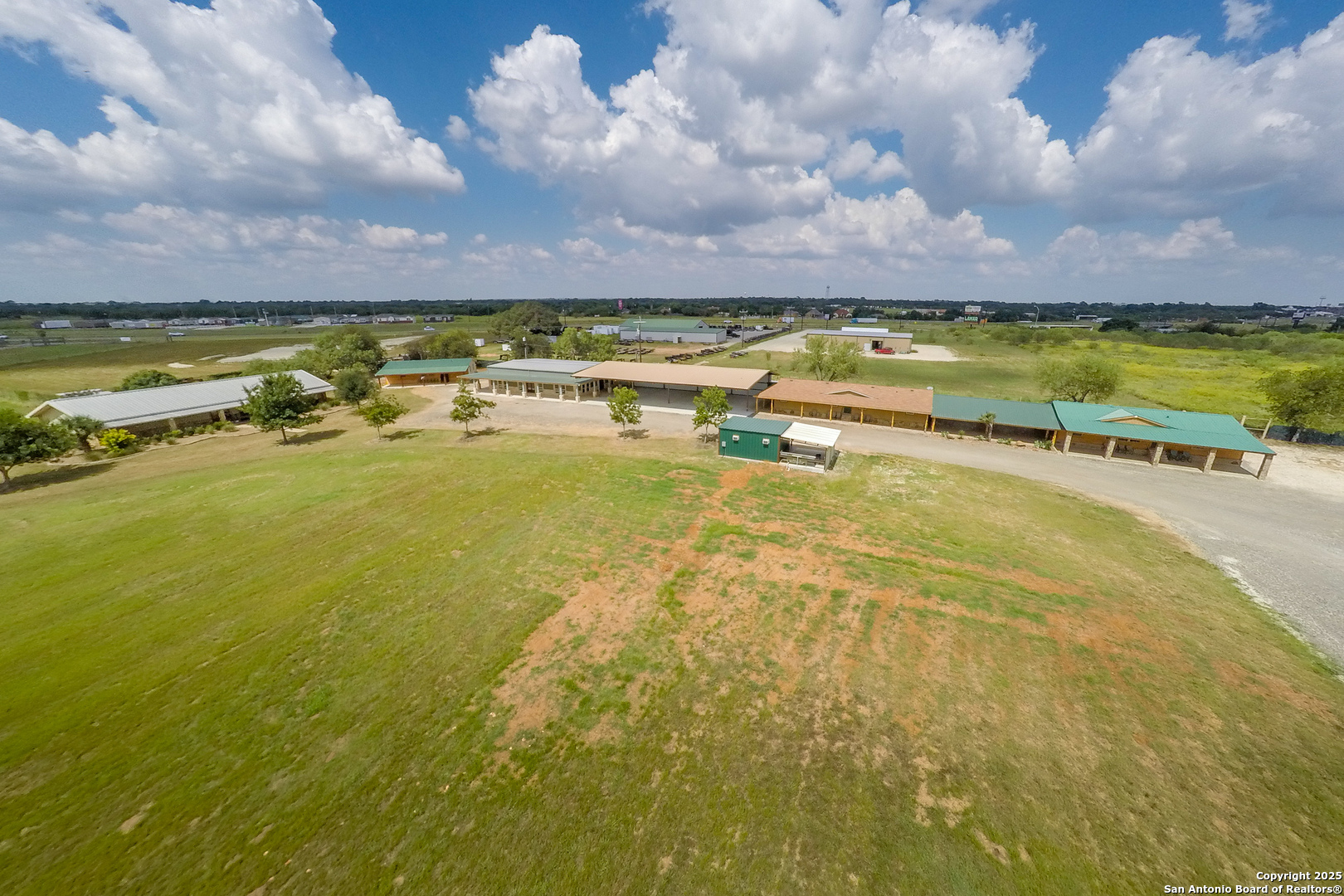 20250 Interstate 35 Access Road Lytle, TX 78052 - Photo 4 of 48 a view of an ocean and beach