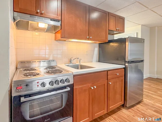 $2,100 | 14 Post Road, Unit C, Fairfield, CT 06824