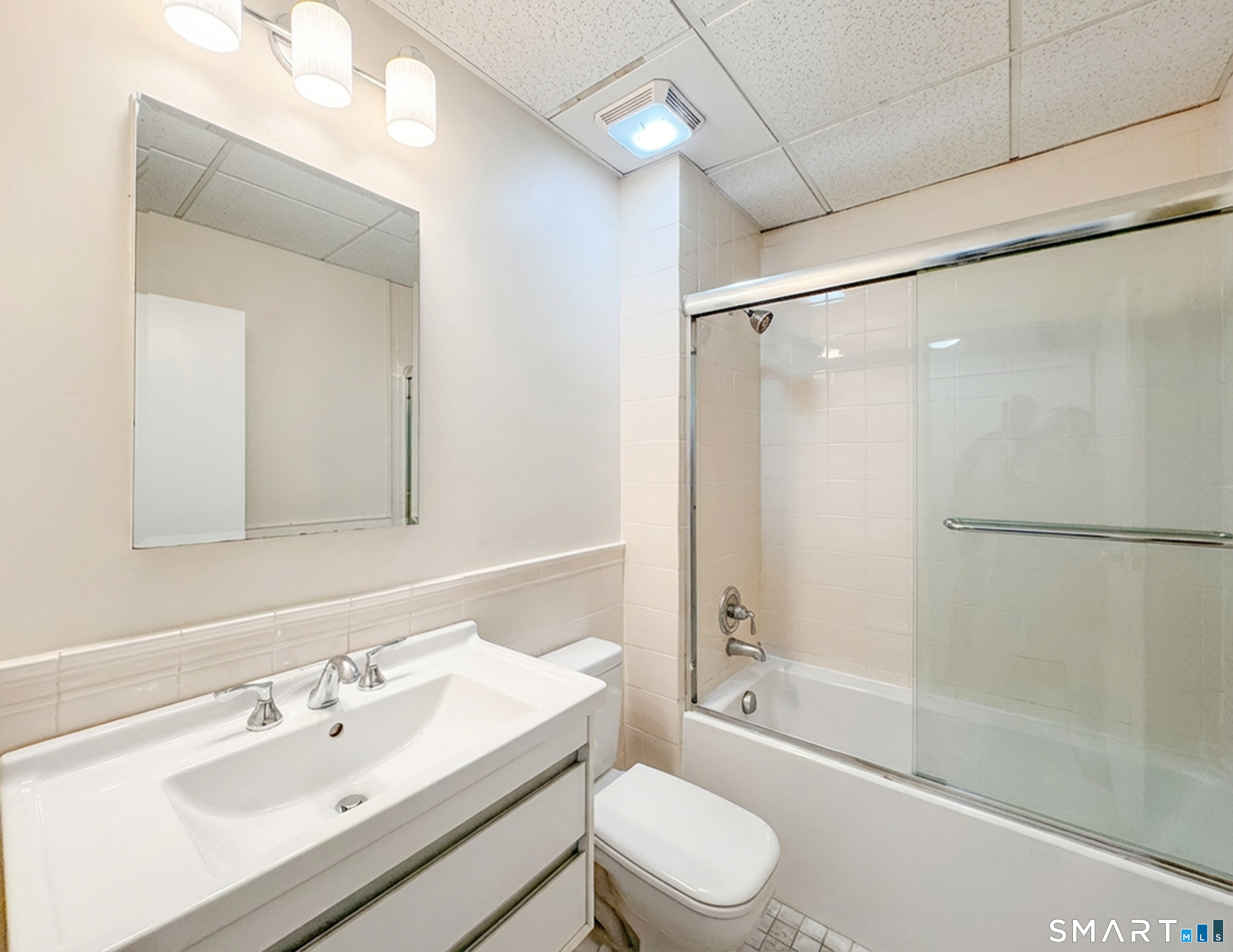 14 Post Road, Unit C Fairfield, CT 06824 - Photo 8 of 10