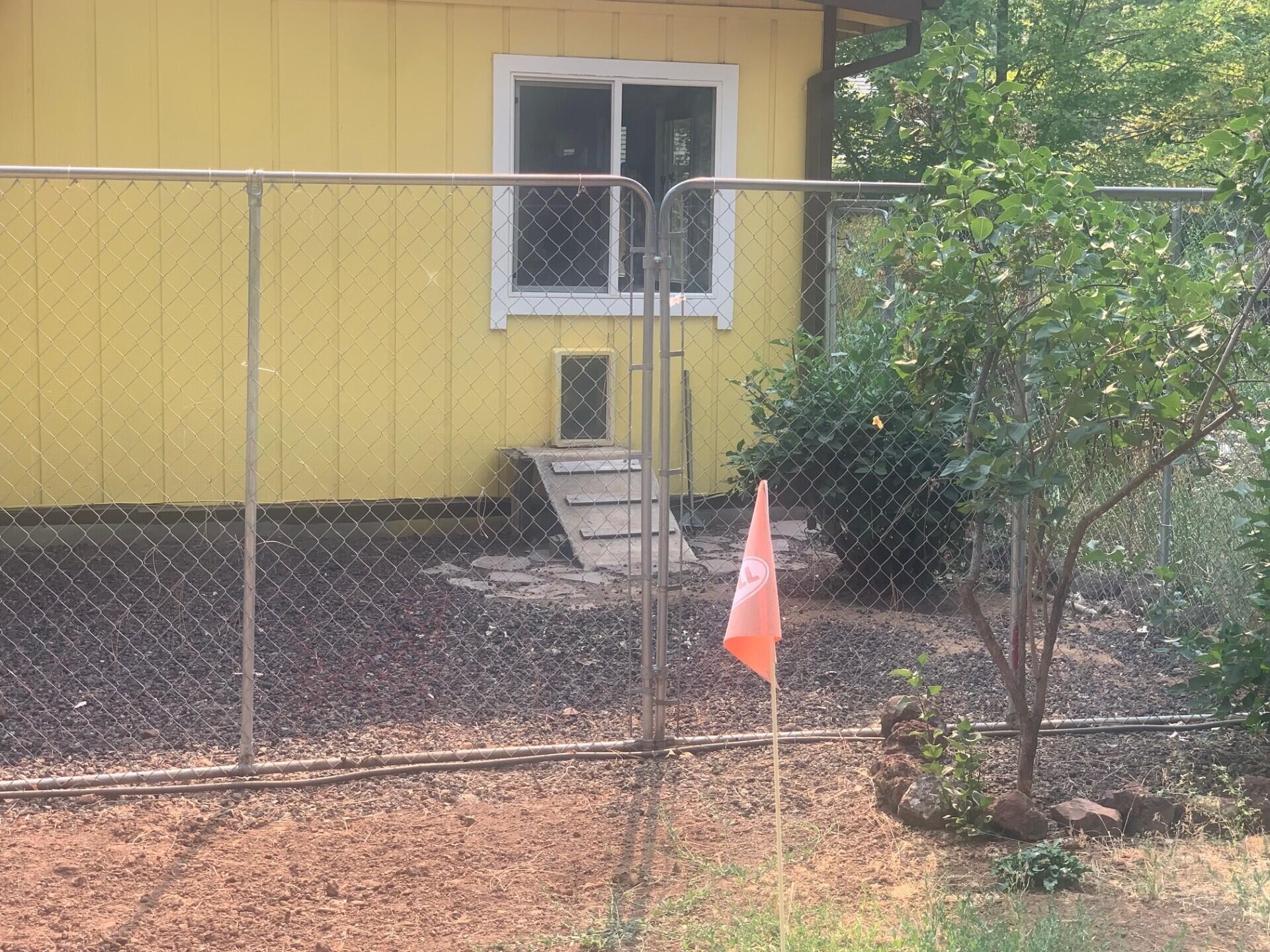 44992 Old Brown Ranch Road McArthur, CA 96056 - Photo 30 of 61 Dog run