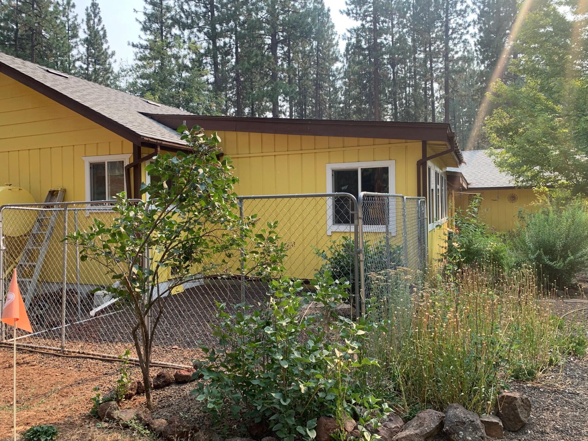 44992 Old Brown Ranch Road McArthur, CA 96056 - Photo 40 of 61 Garden area