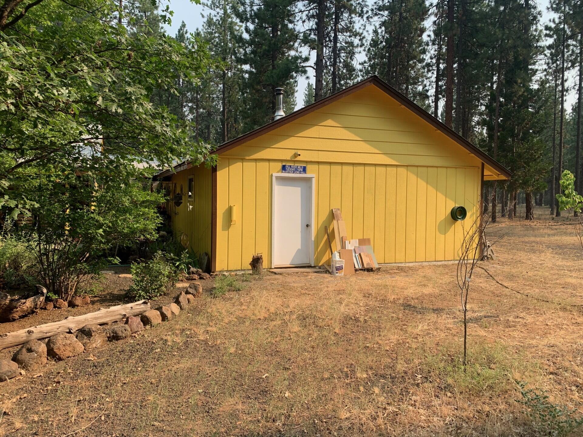 44992 Old Brown Ranch Road McArthur, CA 96056 - Photo 46 of 61 Rear of garage