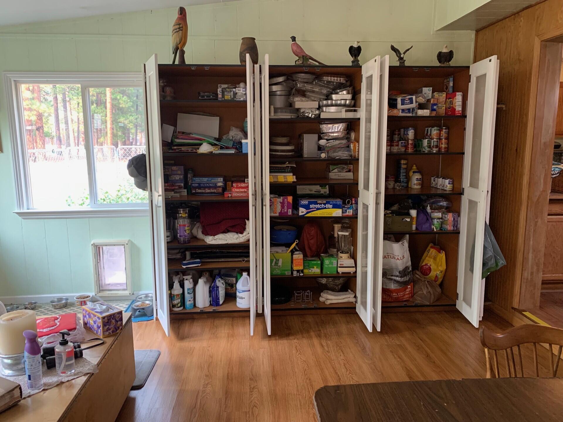 44992 Old Brown Ranch Road McArthur, CA 96056 - Photo 9 of 61 Sunroom storage 2