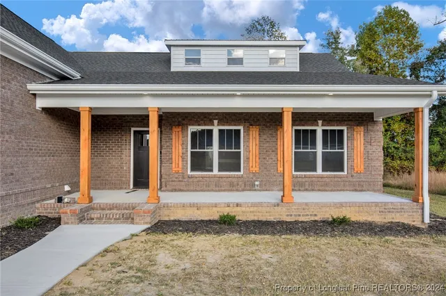 $429,000 | 64 Natural Brk Drive, Lumberton, NC 28360