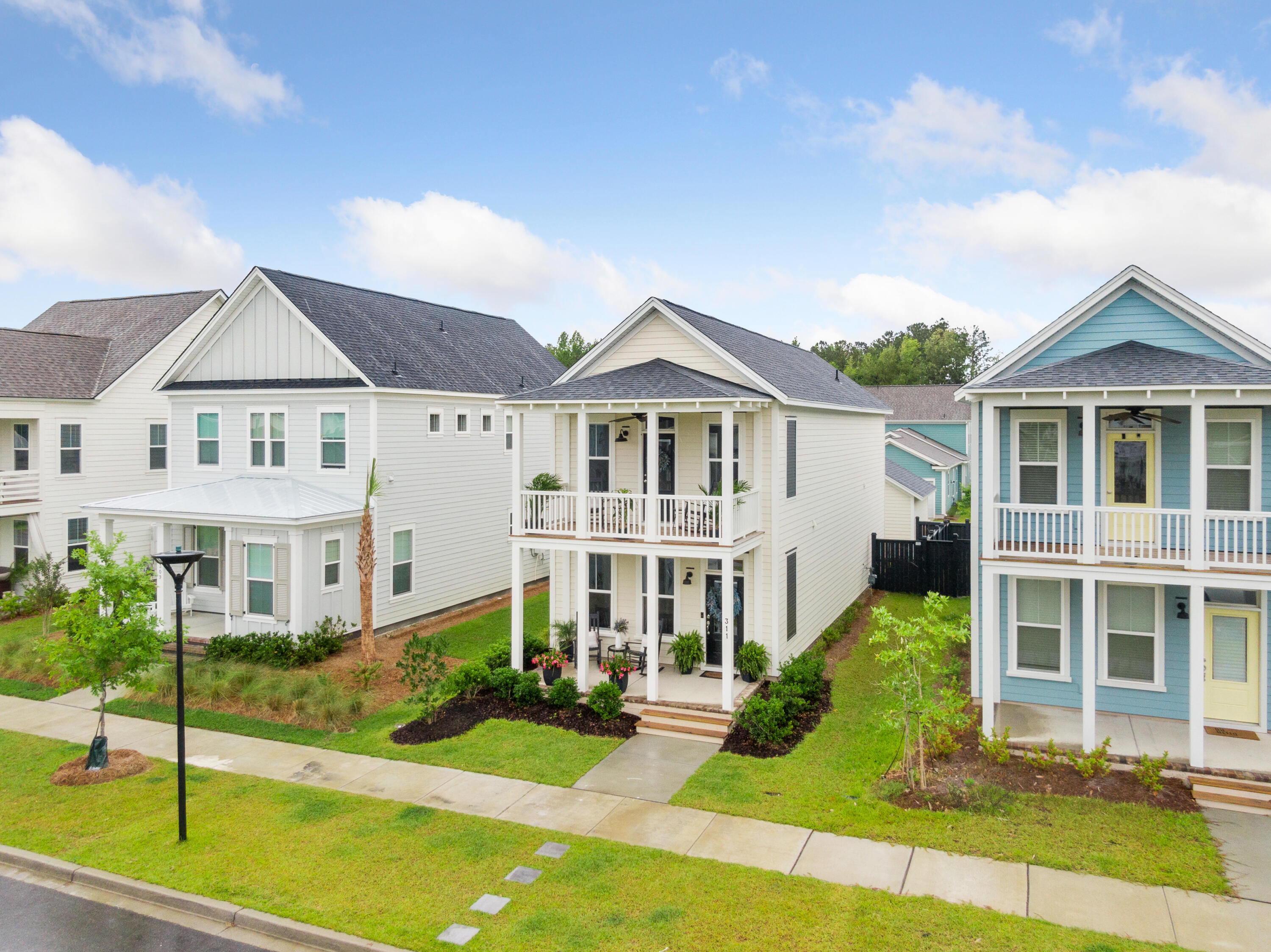 311 Baritone Road Summerville, SC 29486 - Photo 5 of 35 4