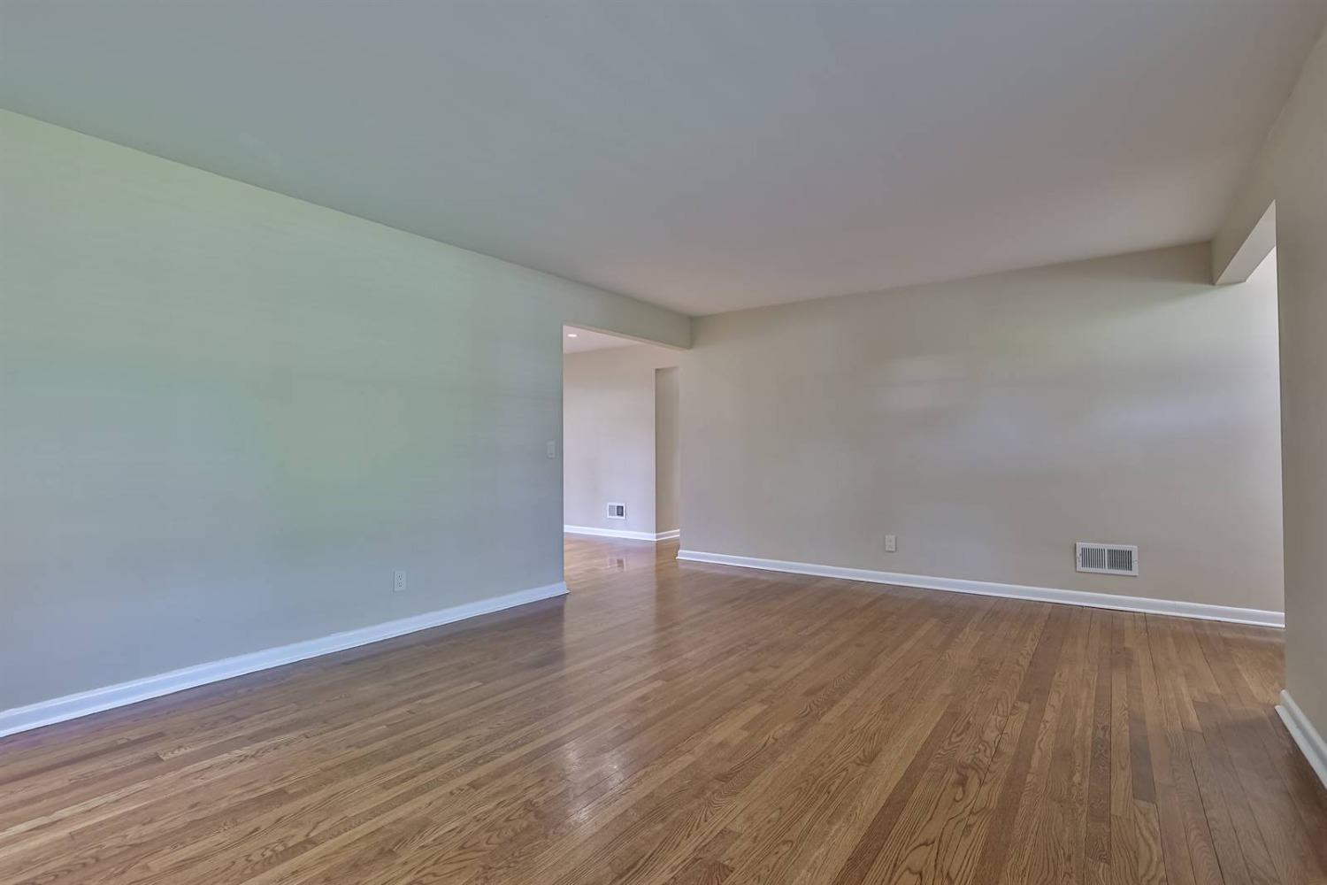 9790 Zig Zag Road Montgomery, OH 45242 - Photo 8 of 40