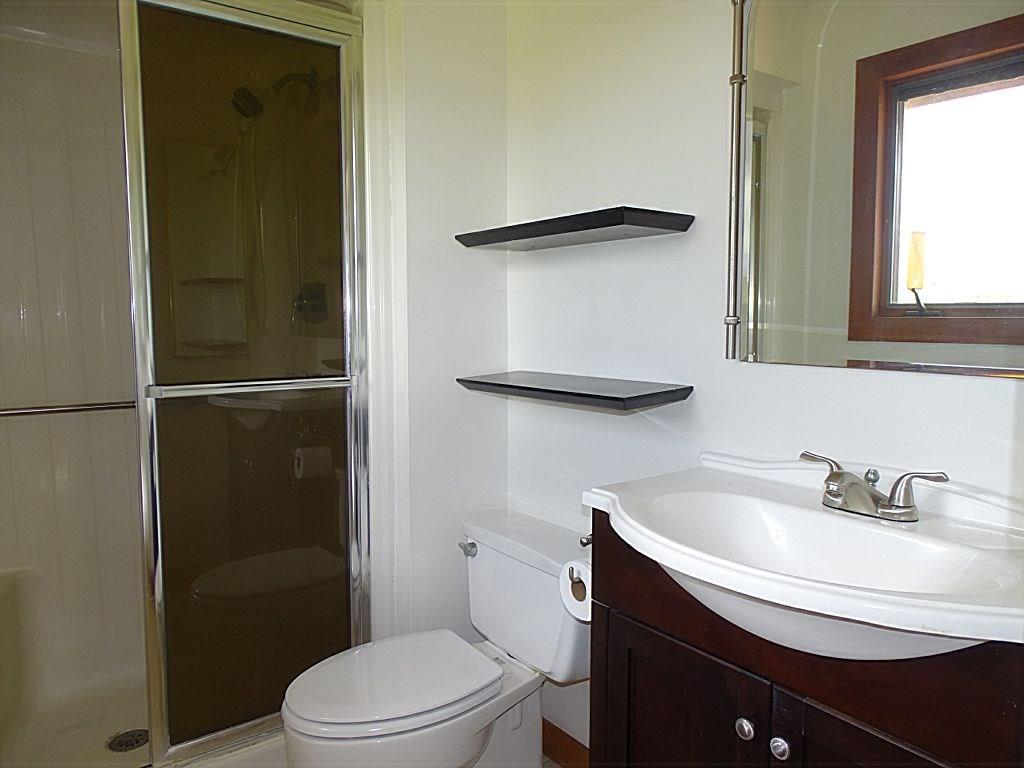 82 McBride Road Canonsburg, PA 15317 - Photo 15 of 25 Master Bath