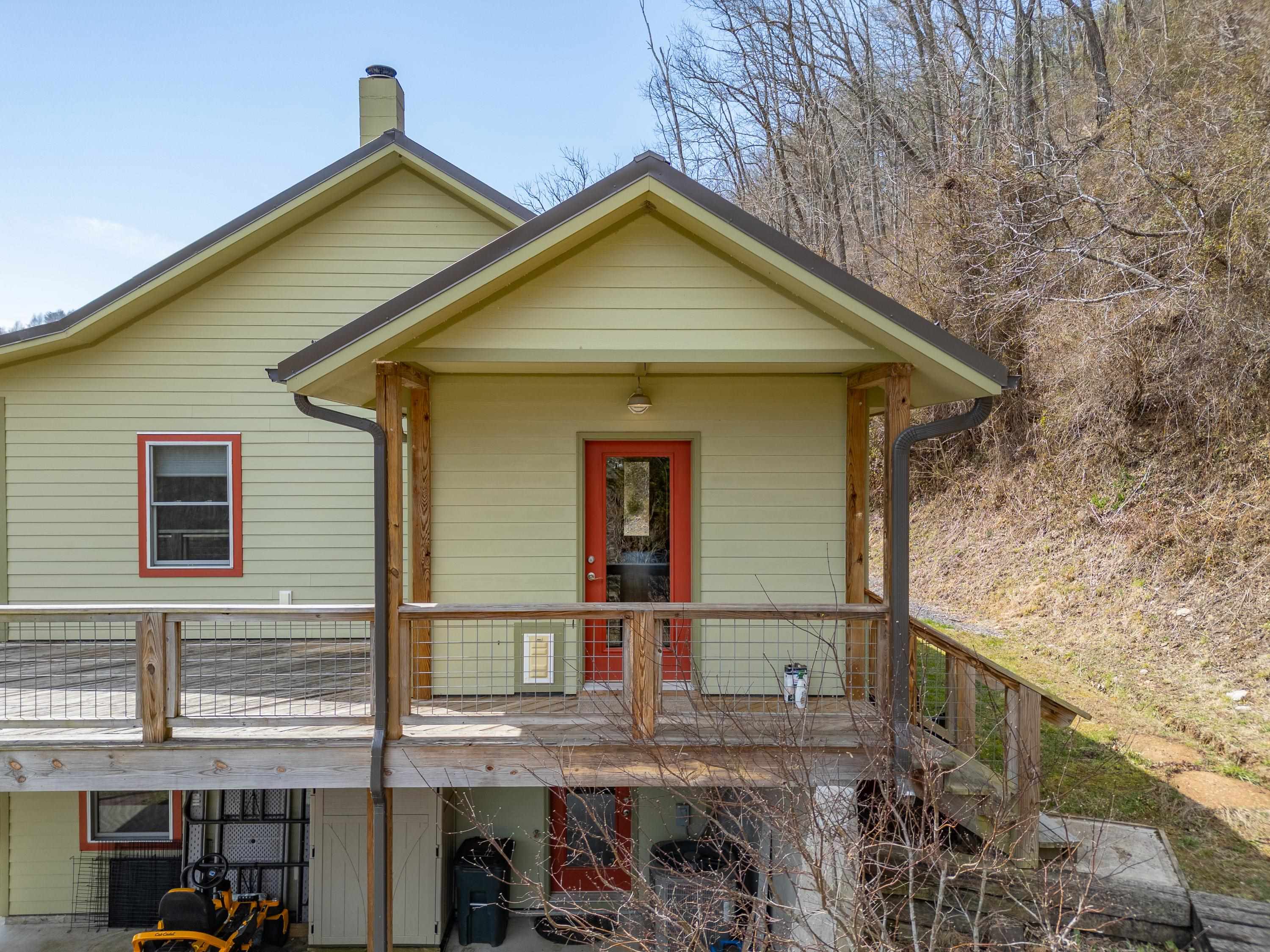2389 Thunderstruck Road Northeast Floyd, VA 24091 - Photo 55 of 86 Gallery Image 55