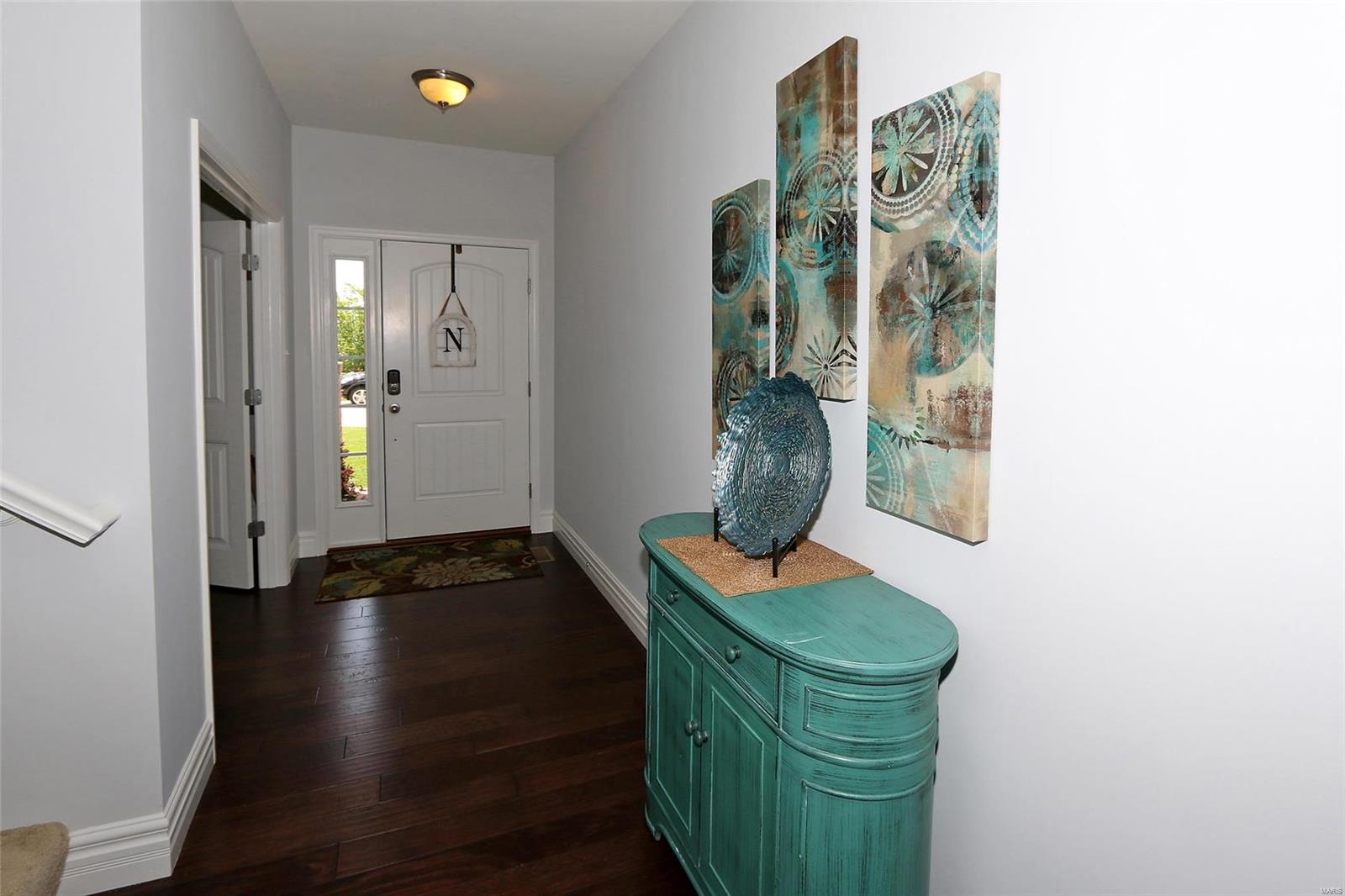 428 Maple Rise Path Chesterfield, MO 63005 - Photo 3 of 37 Gallery Image 3