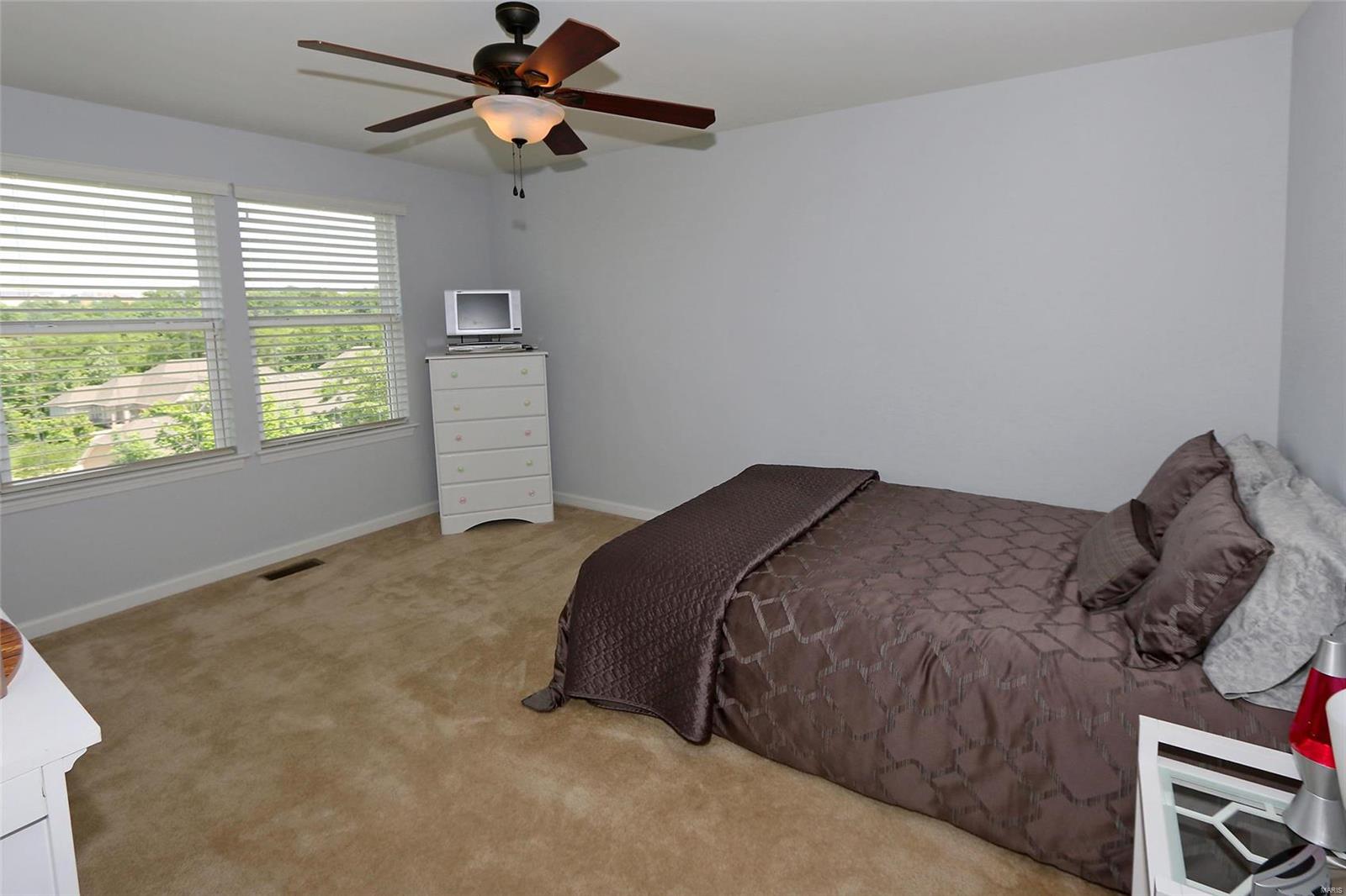 428 Maple Rise Path Chesterfield, MO 63005 - Photo 27 of 37 Gallery Image 27