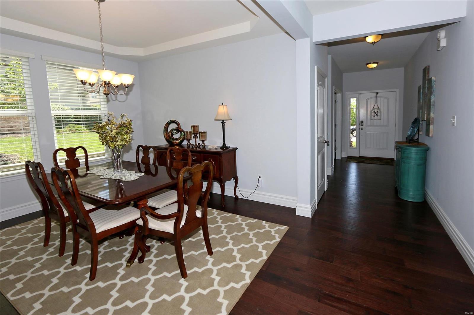 428 Maple Rise Path Chesterfield, MO 63005 - Photo 5 of 37 Gallery Image 5