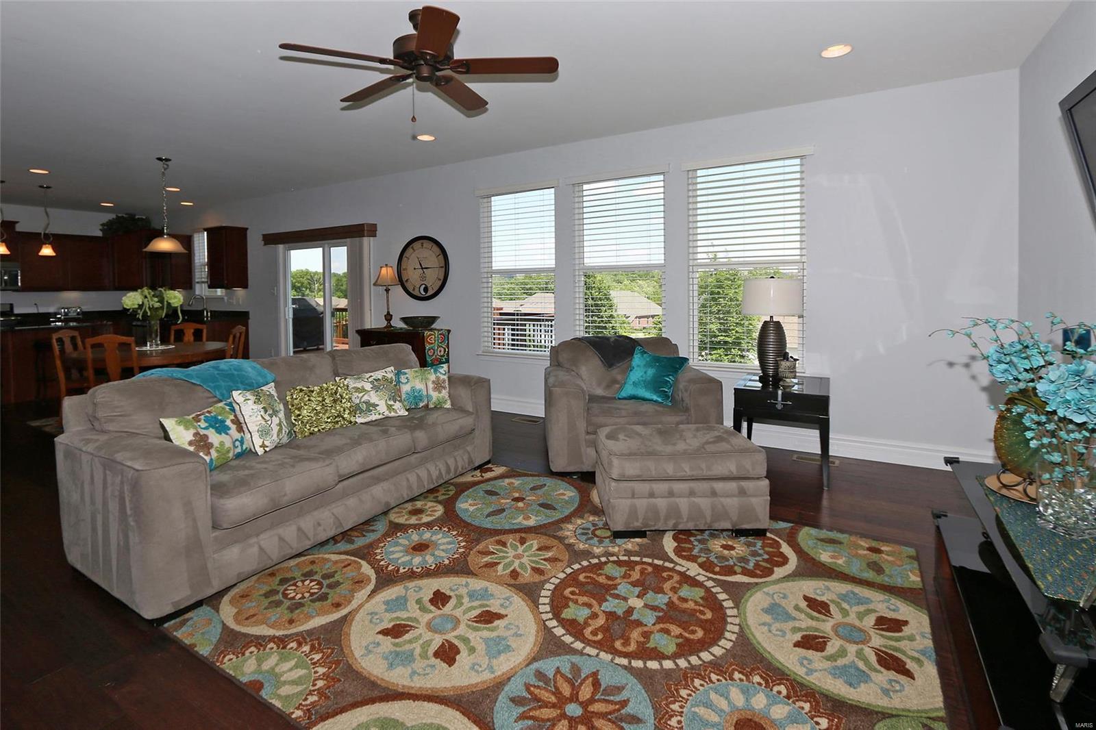 428 Maple Rise Path Chesterfield, MO 63005 - Photo 10 of 37 Gallery Image 10