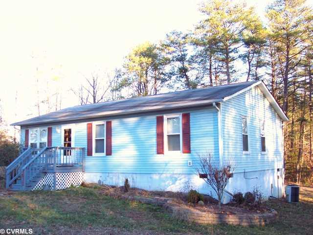 21289 File Road Milford, VA 22514 - Photo 1 of 7 Exterior Front