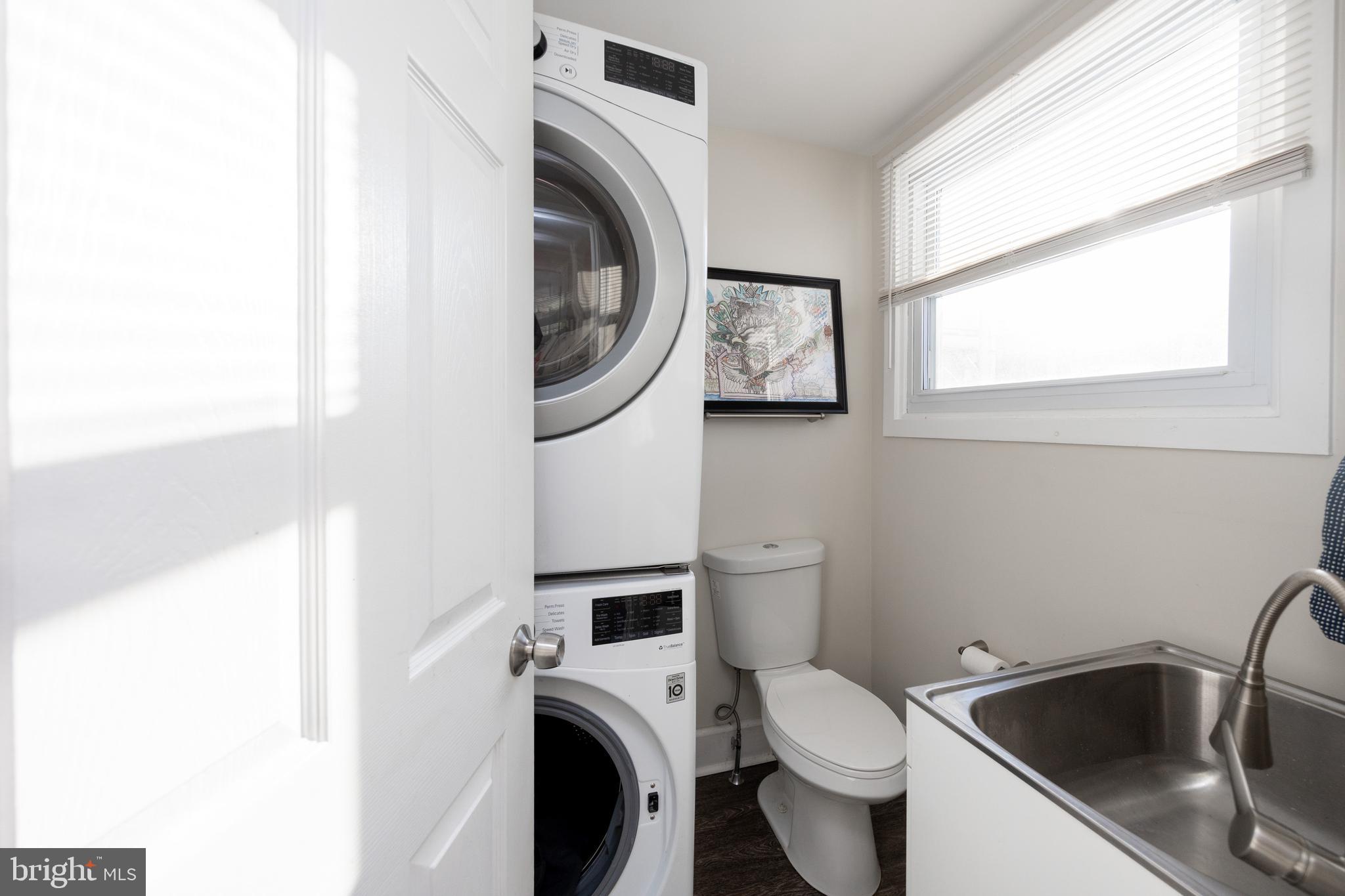 822 Stirling Street Coatesville, PA 19320 - Photo 14 of 30