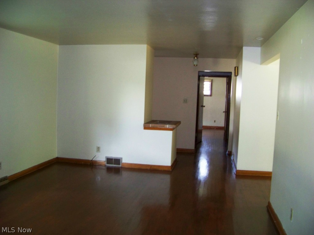 875 South Meridian Road Youngstown, OH 44509 - Photo 7 of 23 Gallery Image 7