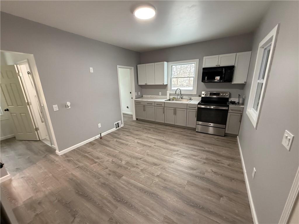 371 Hague Street Rochester, NY 14611 - Photo 15 of 16