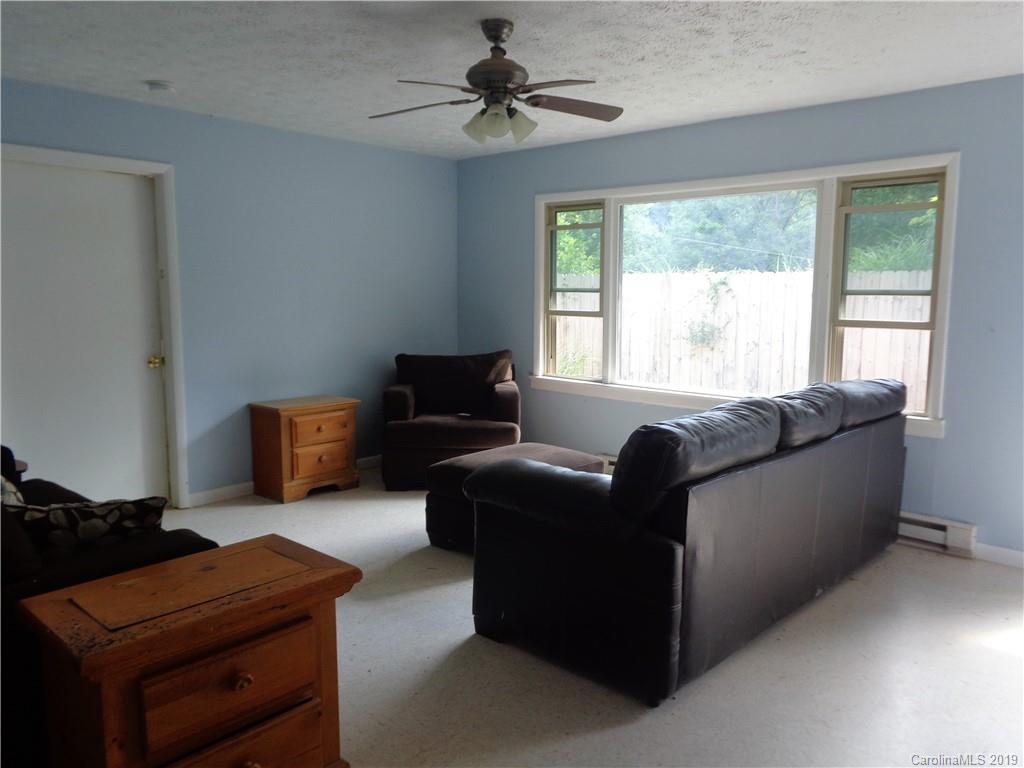 196 Miller Road Marshall, NC 28753 - Photo 20 of 23 Gallery Image 20