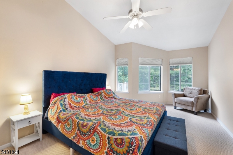 33 Crestmont Road Bedminster, NJ 07921 - Photo 18 of 20