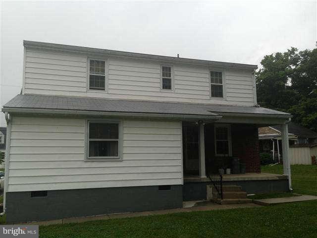 1046 Security Road Hagerstown, MD 21742 - Photo 3 of 8 Exterior (Rear)