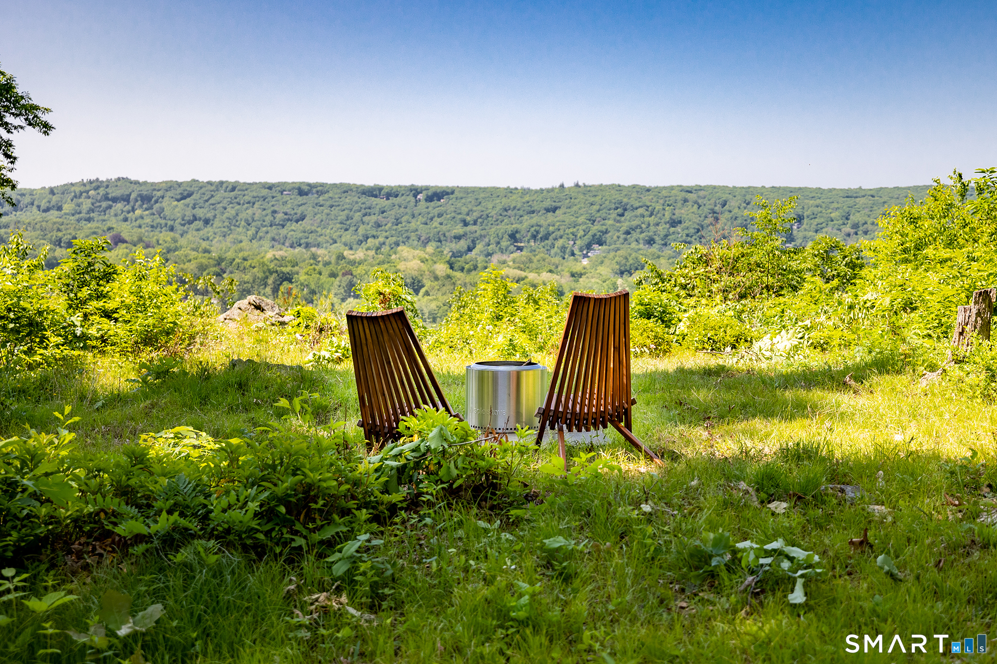 79 Seth Low Mountain Road Ridgefield, CT 06877 - Photo 2 of 30