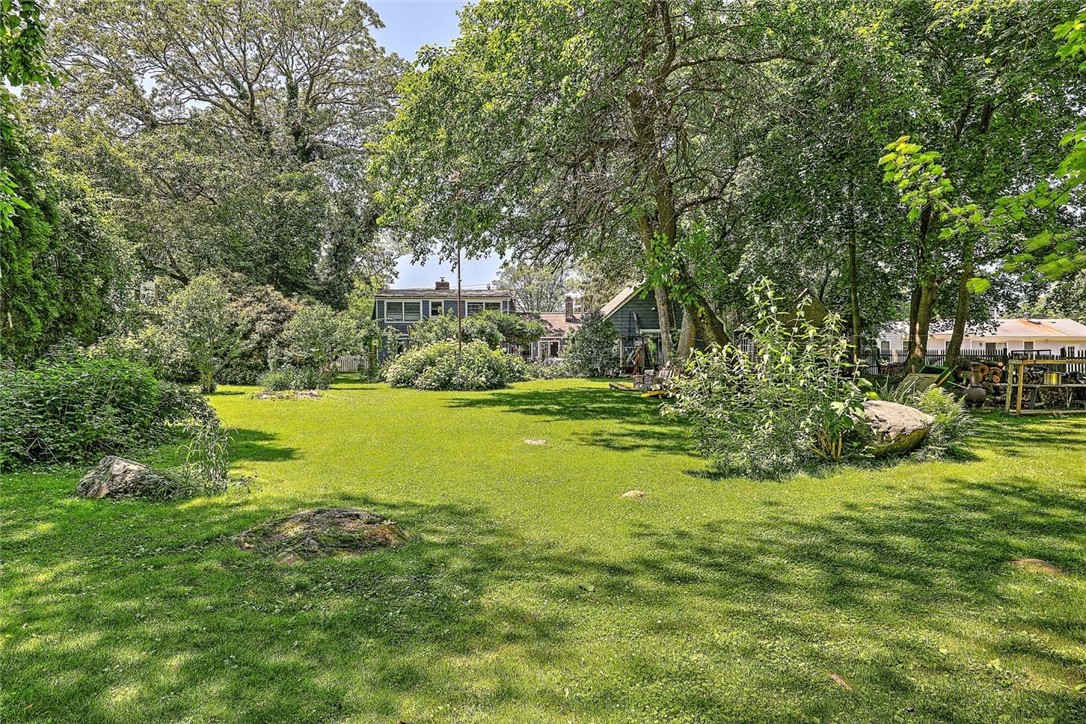 44 Washington Road Barrington, RI 02806 - Photo 2 of 49