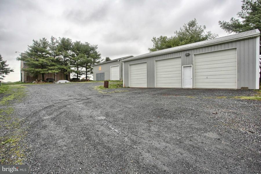 1228 Pleasant View Road Ephrata, PA 17522 - Photo 10 of 31