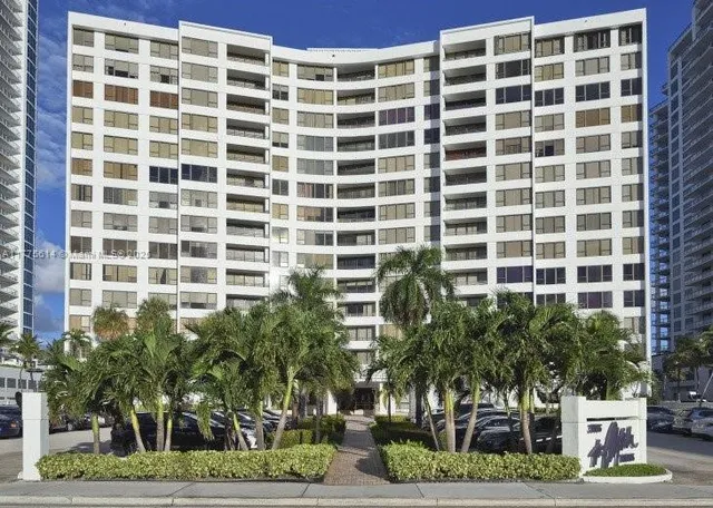 $7,000 | South Central Beach, Hollywood, FL 33019