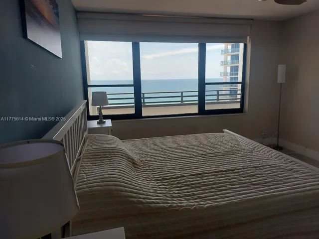 $7,000 | South Central Beach, Hollywood, FL 33019