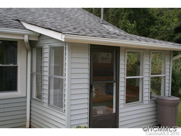 4316 Meadows Town Road Marshall, NC 28753 - Photo 15 of 23 Gallery Image 15